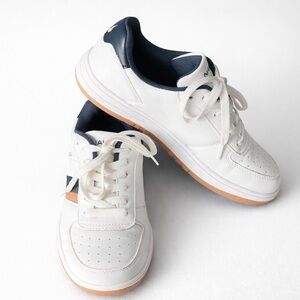 Nautica Boys Sneakers Size 6 White Synthetic Leather Lace Up Casual Striped